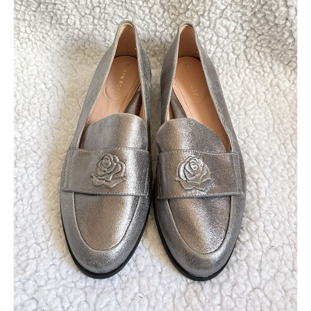 Taryn Rose Silver metallic blossom loafers Rose Women’s 6.5